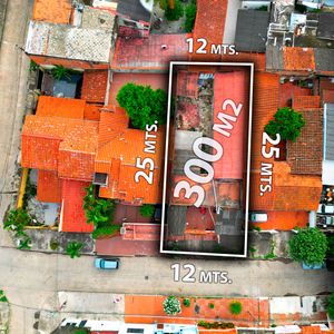 Casa En Venta A Precio De Terreno En 4to anillo