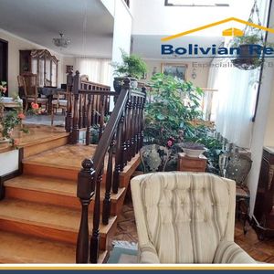 Bonita Casa En Alquiler En Achumani – Inmediaciones Calle 22