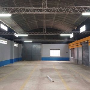 Alquiler Galpon Comercial Y 4 Oficinas
