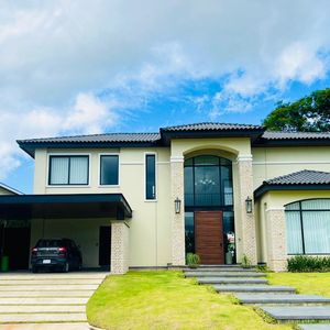 Casa De Lujo En Alquiler - Urubo Golf 