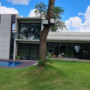 Bella Casa En Alquiler 