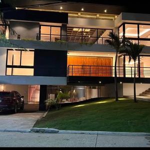 Mansion En Venta En Zona Norte