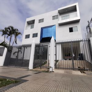 Edificio En Venta Sobre Avenida
