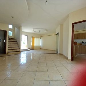 Casa En Venta 140 Mil T/C 7
