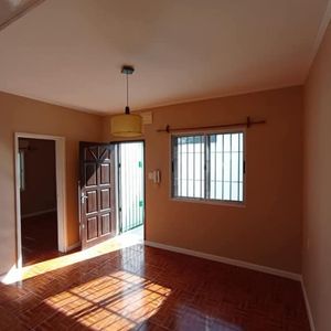 Atención Inversores!!! Vendo Apto. 2 Dorm.C/renta, Flor De Maroñas.