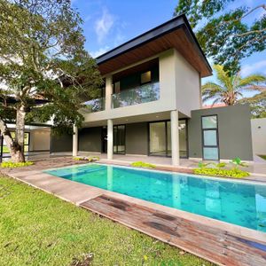 Exclusiva Y Lujosa Casa En Venta