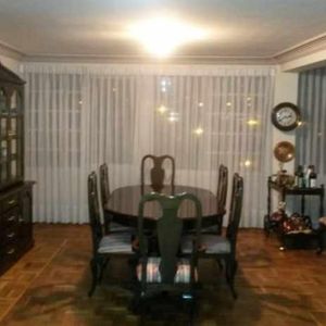 Dueño: Zona Achumani Calle 8  Whatssap 76450341