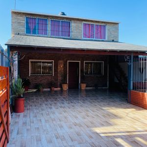 Casa De 2 Pisos Totalmente Terminada,no Cuenta Con Titulos