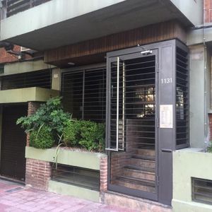Apto Excelente 6to Al Frente, Mario Cassinoni Y Canelones  Cerca De Facultades