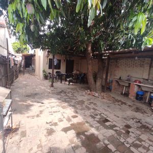 Casa A Precio De Terreno