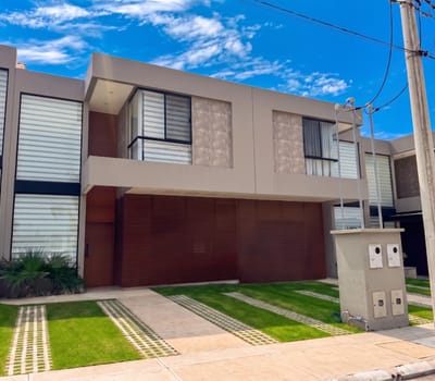 Casa En Venta Cond. Urubó Nord - Villa Bonita