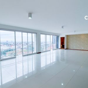 En Venta Departamento De Lujo