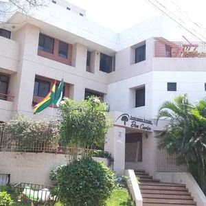 Departamento En Alquiler Entre Av Los Cusis 