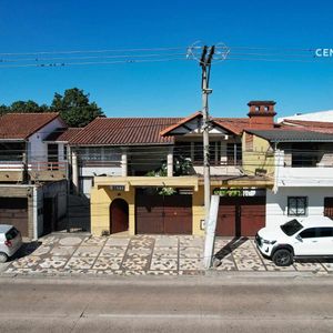 En Venta! Casa Comercial Sobre El 2do Anillo De Av. El Trompillo