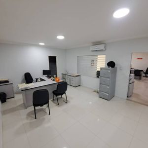 Casa Para Oficinas En Alquiler
