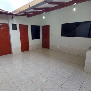 Bienes Raices "olam" Alquila Dpto. De 2 Habitaciones 