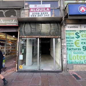 Local En Venta Sobre 18 De Julio Y Vazquez - 60m2