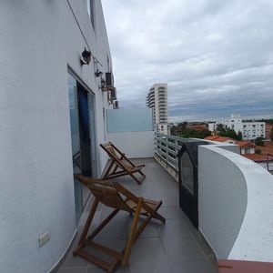 Duplex Amoblado Con Balcón En Alemana Y Beni