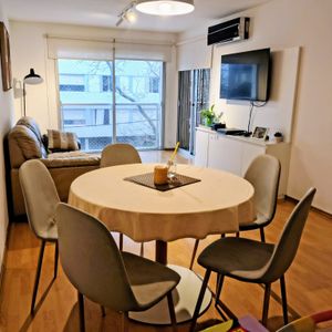 Excelente Apartamento De 3 Dormitorios Con Garaje Fijo Y Box En Punta Carretas