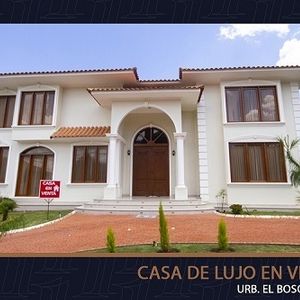 Lujosa Residenicia En Urbanización "el Bosque"