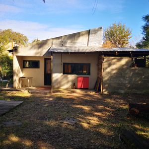 Casa A La Venta En Atlantida Sur || 1 Dormitorio + Buhardilla
