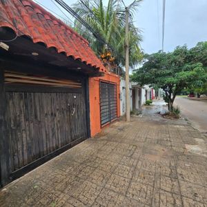 Casa En Venta Sobre Avenida Beni Zona Norte