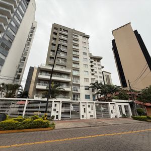 Departamento En Alquiler – Condominio Mystic