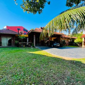 Casa En Venta Av. La Barranca