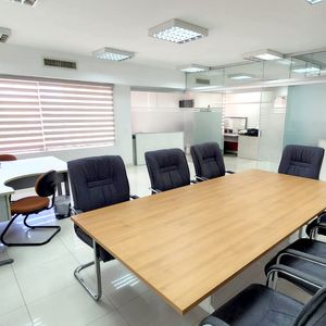 Oficina En Venta (oferta) - Zona Centro (lemoine)