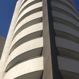 Departamentos De Lujo En Venta En Urbari De 1 Y 3 Dorm.