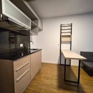 Monoambiente Semi-amoblado En Alquiler