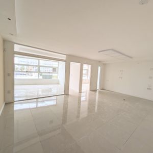 Oficina O Vivienda En Parque Batlle 
