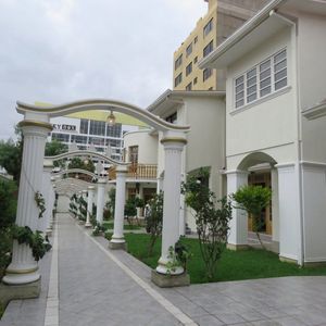 Casa Centrica Comercal C/ Colombia 16 De Julio Y Heroinas