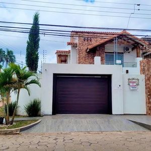 Bella Casa En Alquiler De 5 Dormitorios Ideal Para Oficina O Vivienda