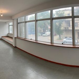 Oportunidad Local Oficina O Consultorios En Tres Cruces Con Renta