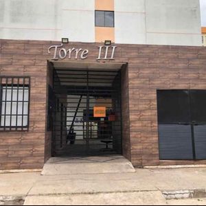 Departamento De 4 Dormitorios En Av. Banzer, Condominio Dos Hermanas Torre III