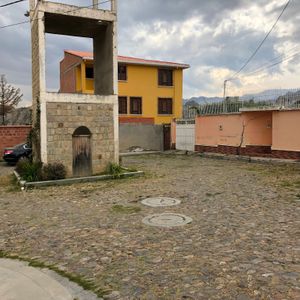 Tranquilo Y Soleado Terreno En Venta