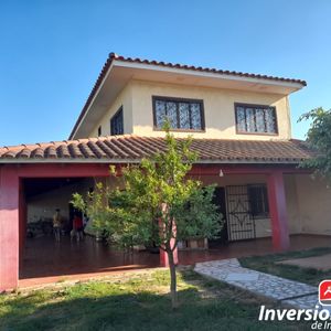 Casa Amplia De 6 Dormitorios En Venta 