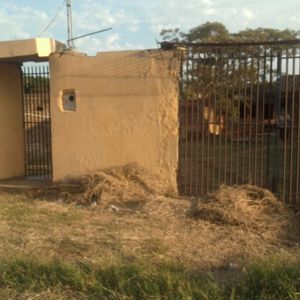 Casa En Venta En Zona Este 8vo Anillo