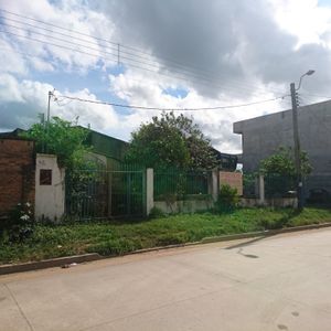 Vivienda Con Galpón Y Tinglado