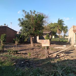 En Venta Terreno De 352 M2 En Cotoca, Circa Anillo. 