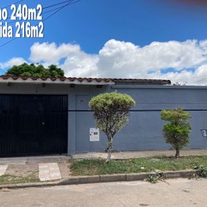 Casa En Venta A Precio De Terreno