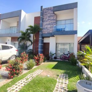 Casa En Venta Zona Norte Con Piscina