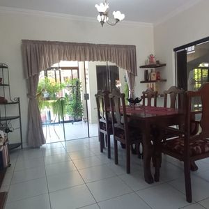En Venta! Hermosa Casa En Condominio Sobre Carretera A Cotoca