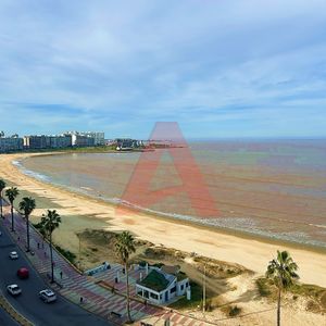 Pocitos - Pent House En Venta Con Vista Al Mar – 3 Dormtorios Y Serv. Garaje X 2
