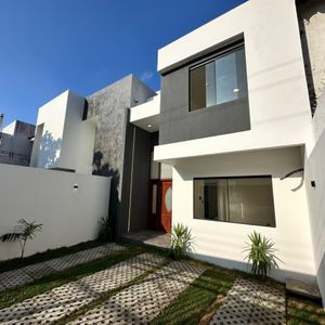 Casa En Venta En Barrio Residencial