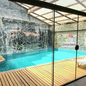 Cálida Residencia Con Piscina, Jacuzzi Y Sauna