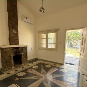 Dueño Vende Casa Padrón único 2 Dormitorios - Frente - Cochera - Fondo Arbolado