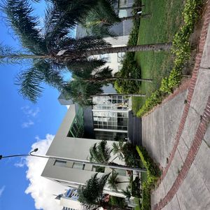 Alquiler Amoblado Amplio Dpto. 1 Dorm En Condominio Aguai [equipetrol Norte]