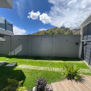 Achumani - Huallani, Calle 4